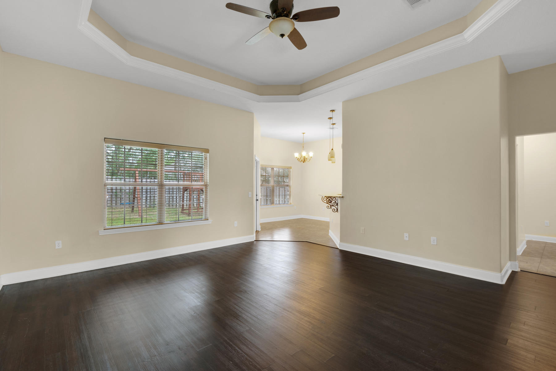 FOX VALLEY - Residential