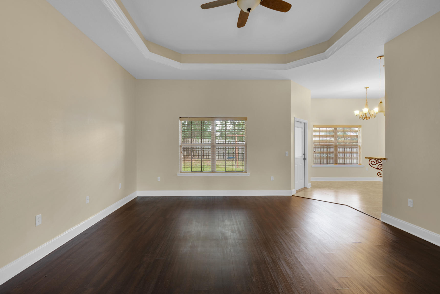 FOX VALLEY - Residential