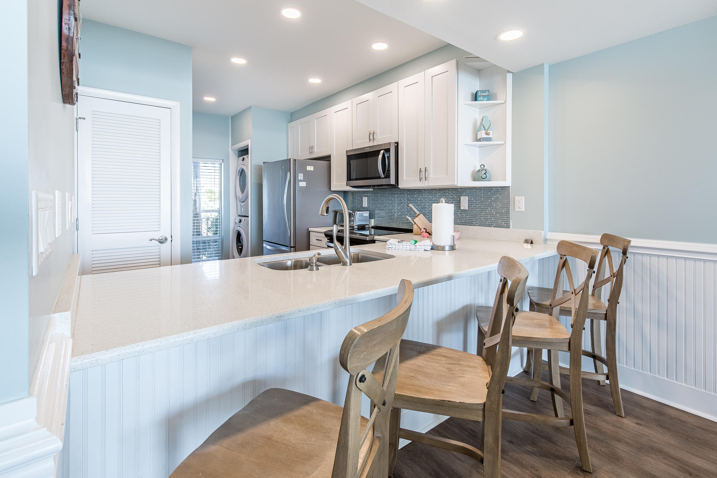 HIGH POINTE RESORT CONDO - Residential