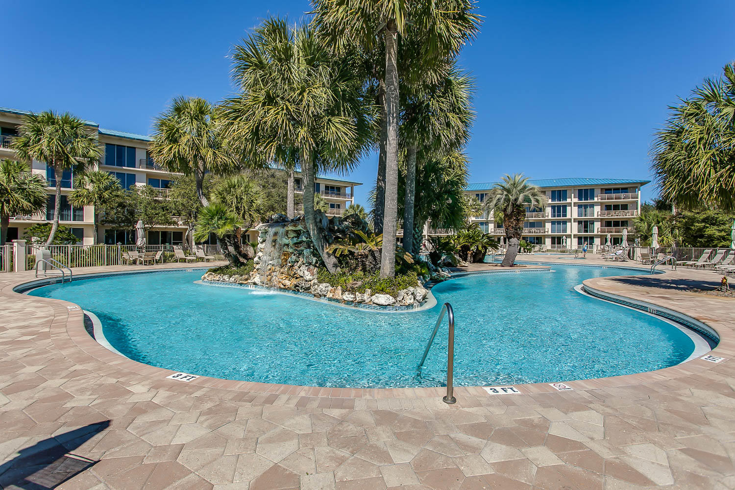 HIGH POINTE RESORT CONDO - Residential
