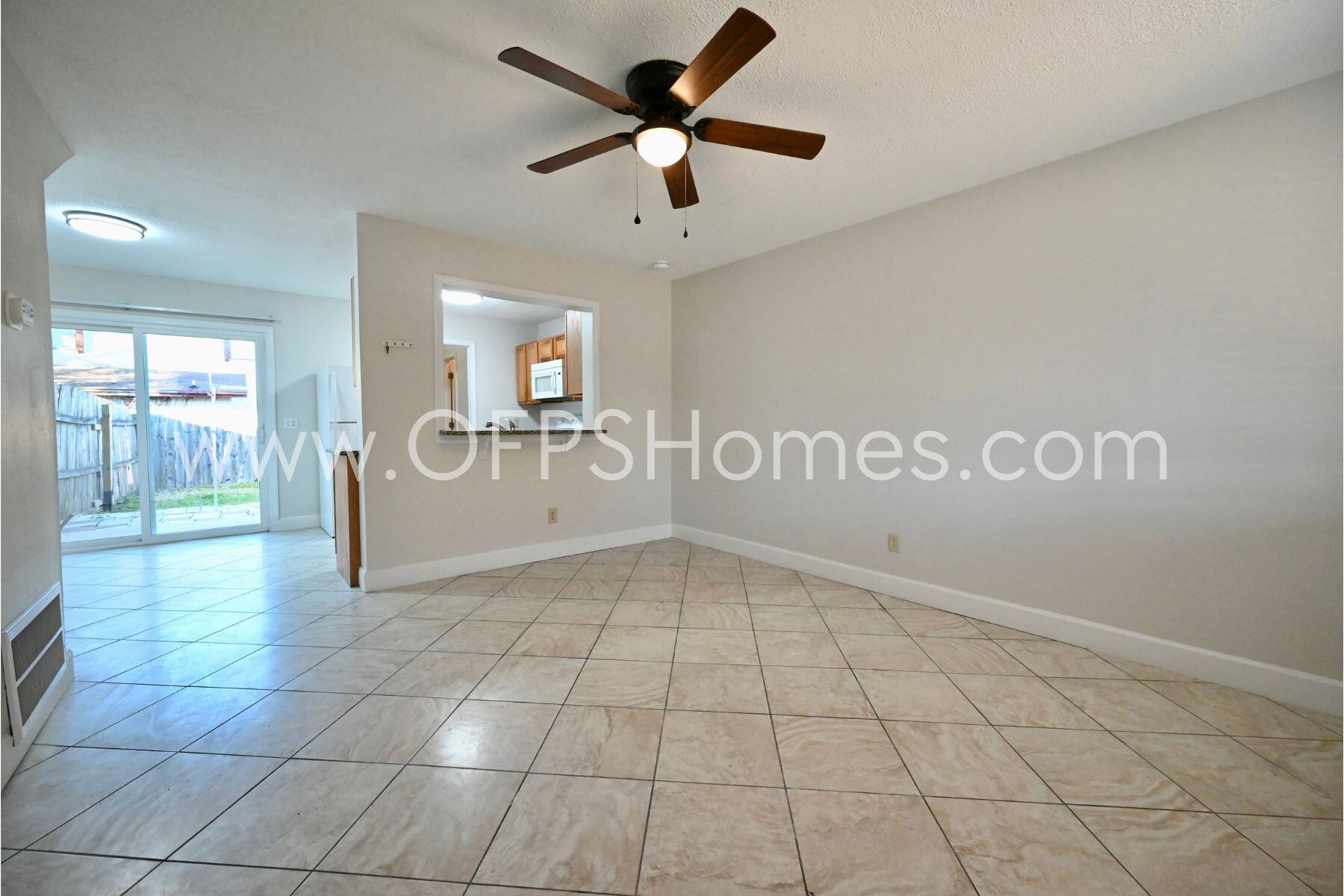 INDIAN HILLS - Residential Lease