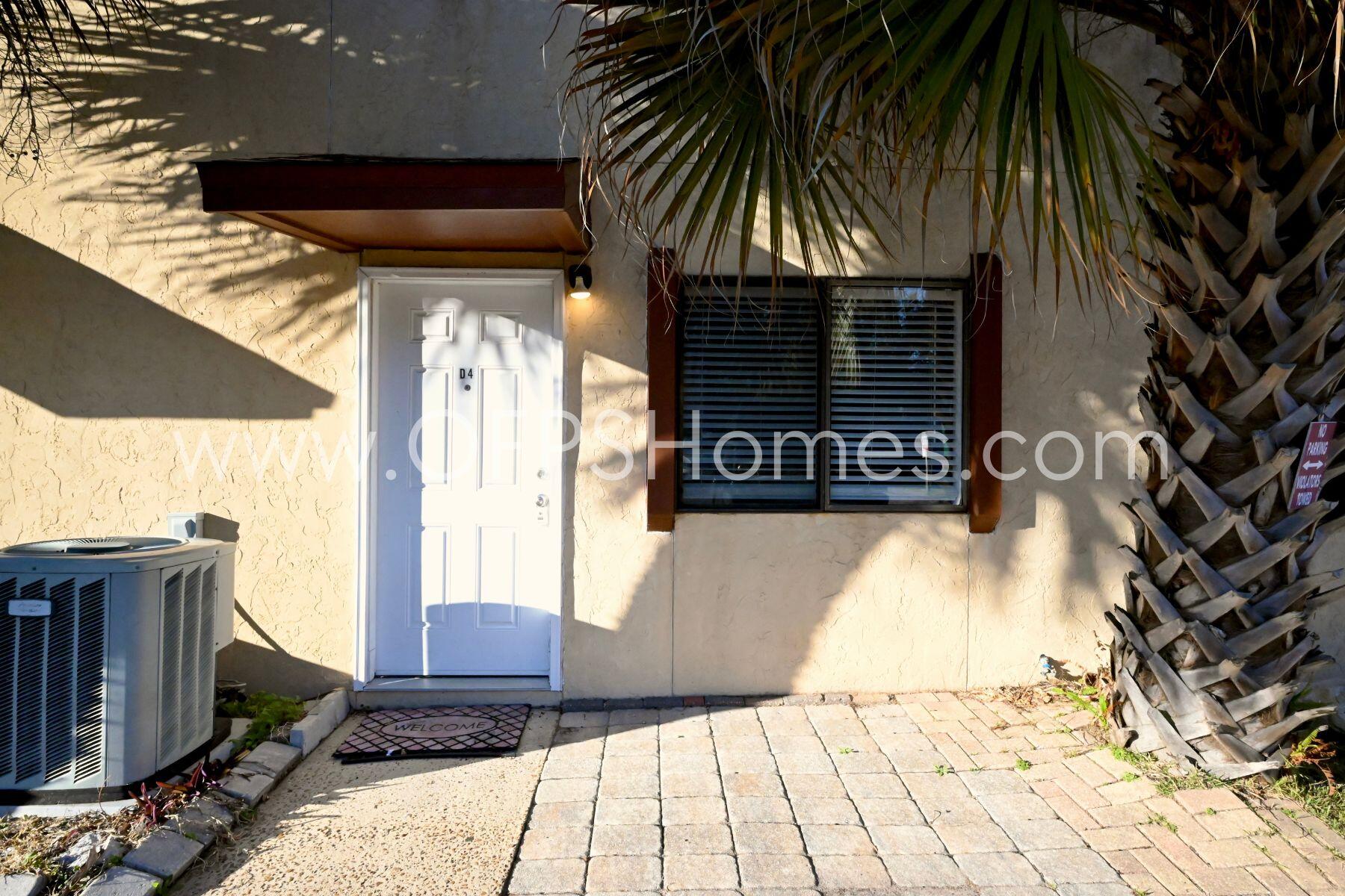 INDIAN HILLS - Residential Lease