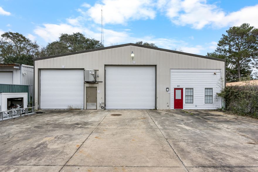 Well-designed 4,000 sqft WAREHOUSE in a prime Fort Walton Beach location, ideal for OWNER-USERS or INVESTORS. The property includes approx. 2,000 sqft of open warehouse space with 20 FT CEILINGS and TWO ROLL-UP DOORS (16x14 and 14x13), offering excellent functionality. An additional 1,000 sqft of upstairs storage features built-in shelving and a FULL BATH with shower. The remaining 1,000 sqft is a FULLY REMODELED office suite with four private offices, reception area, breakroom, and both a half bath and a full bath. Interior upgrades include engineered wood flooring, accent walls, and a remodeled kitchenette. Versatile layout, updated finishes, and PLENTY OF PARKING make this a strong opportunity.