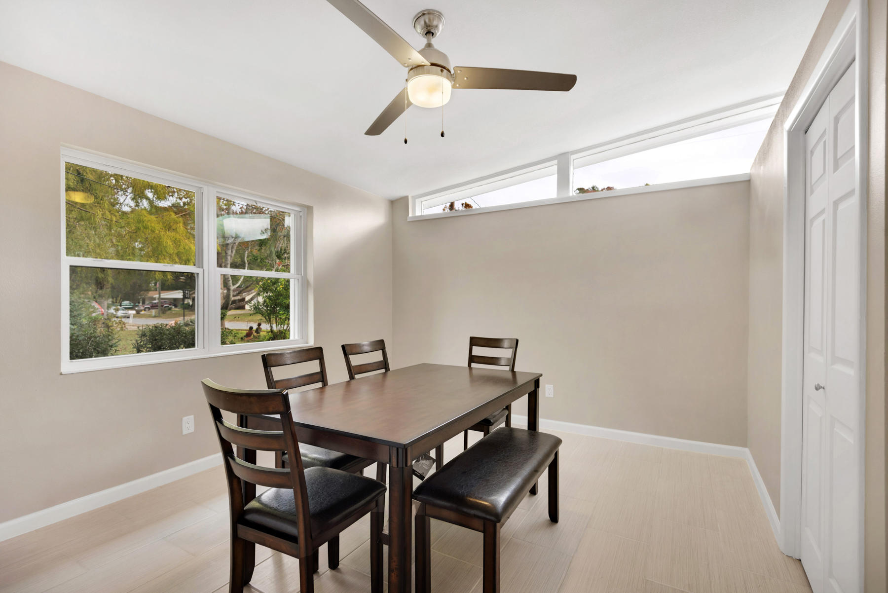 HOWARD S/D LOT 24 - Residential