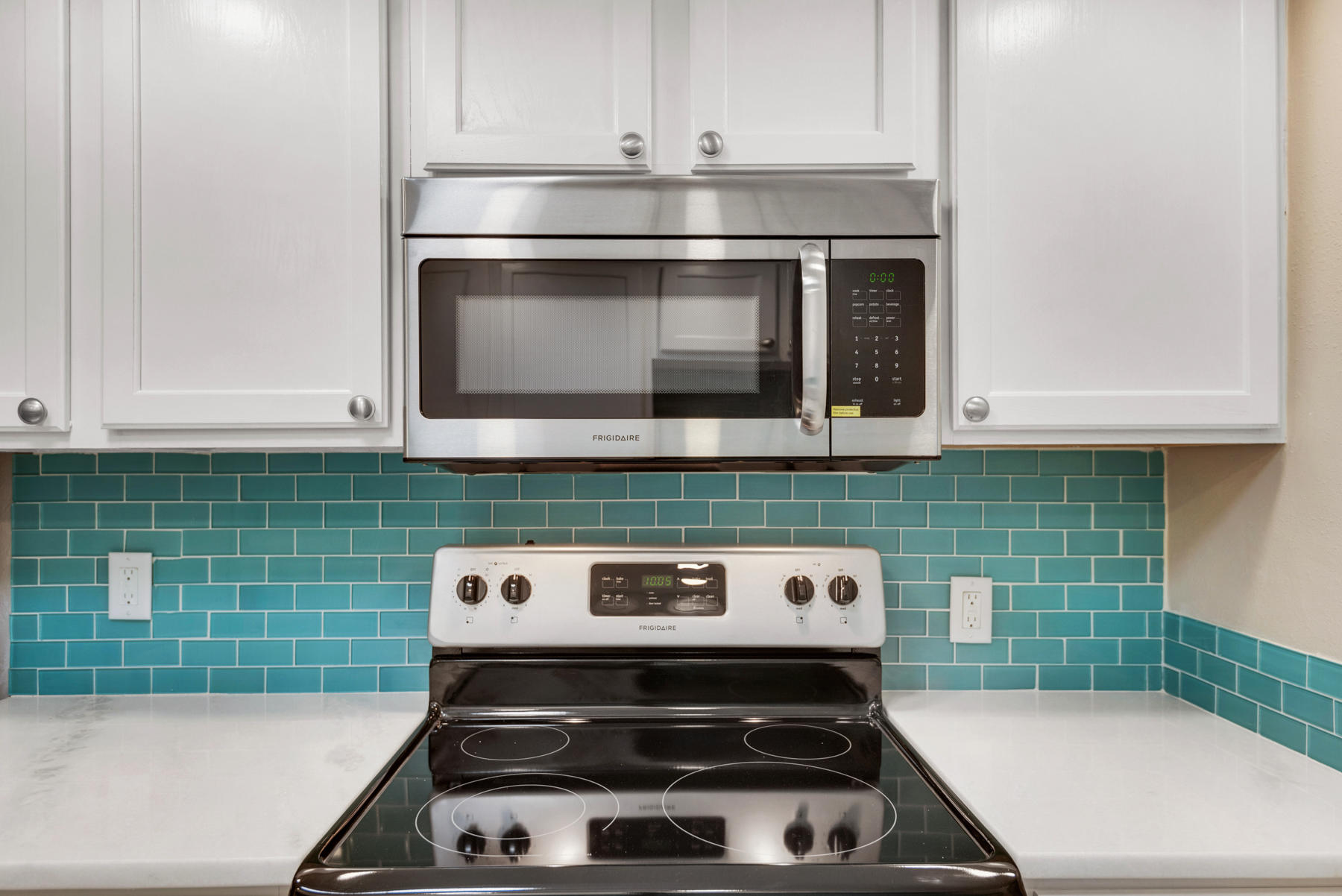 HOWARD S/D LOT 24 - Residential