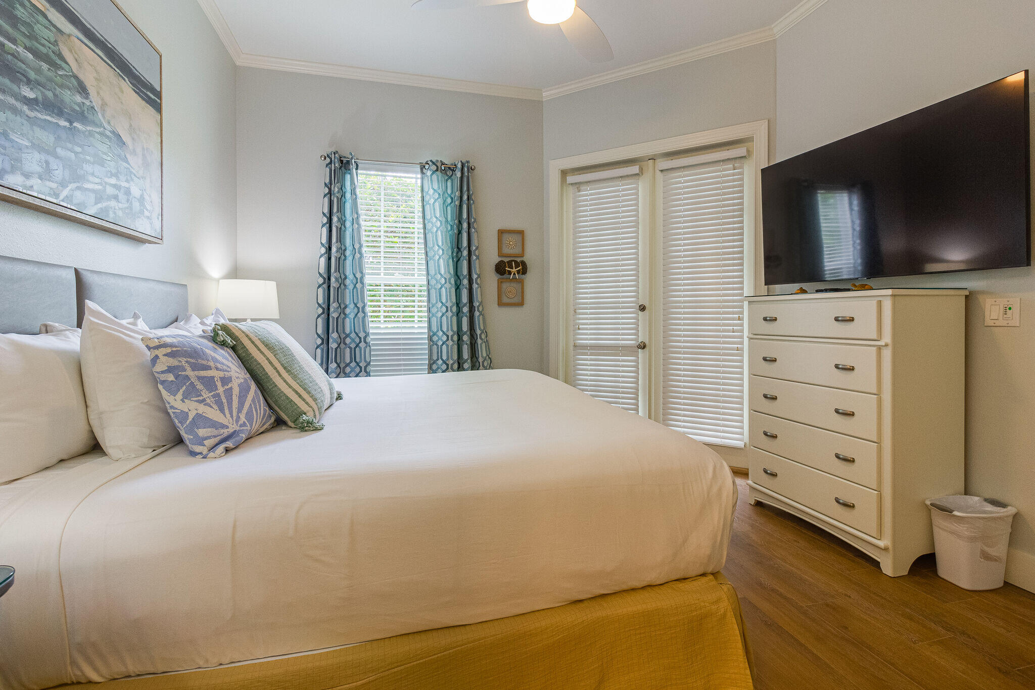 CRYSTAL COVE - Residential Lease