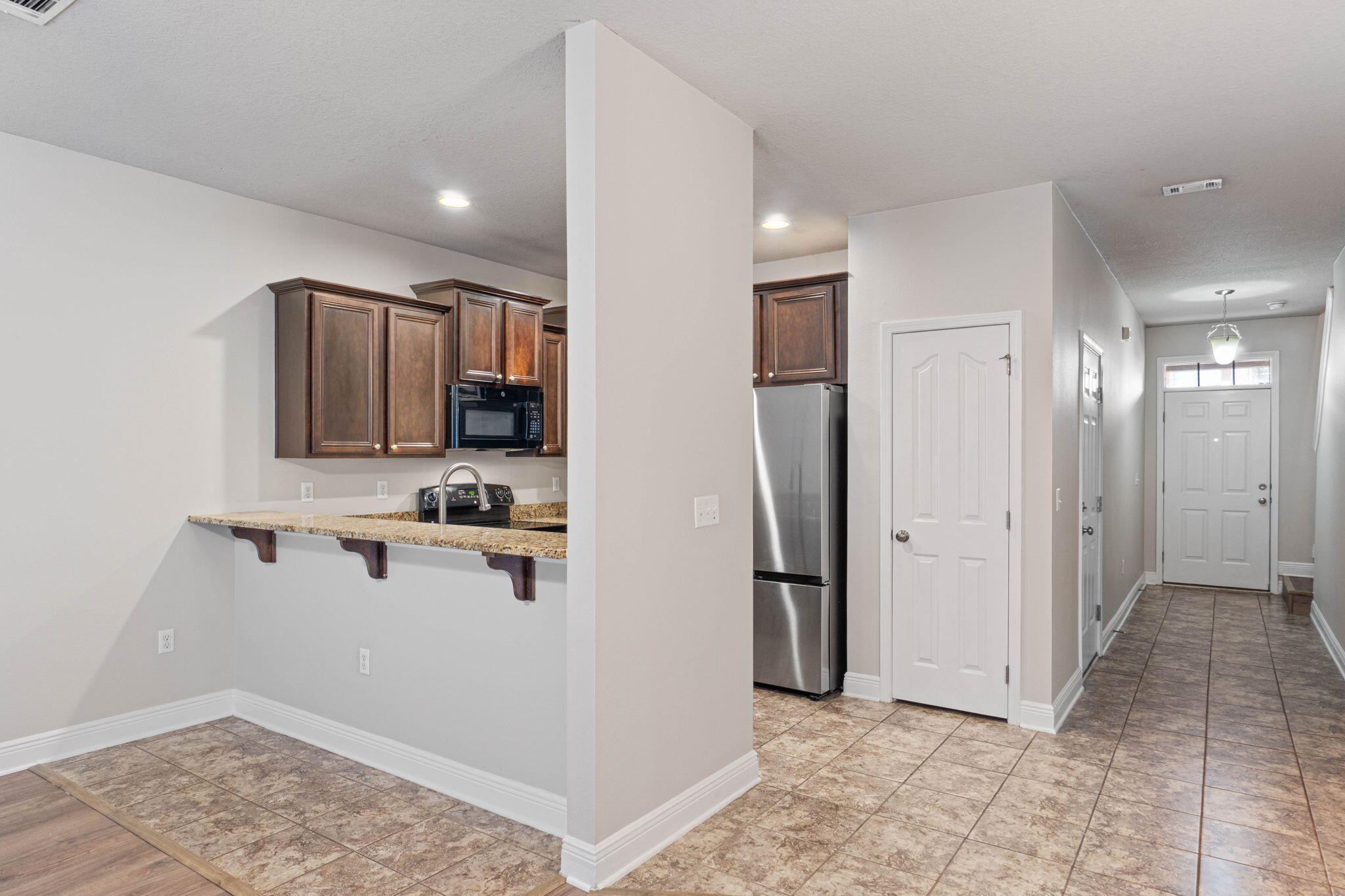 RESERVE POINTE - Residential