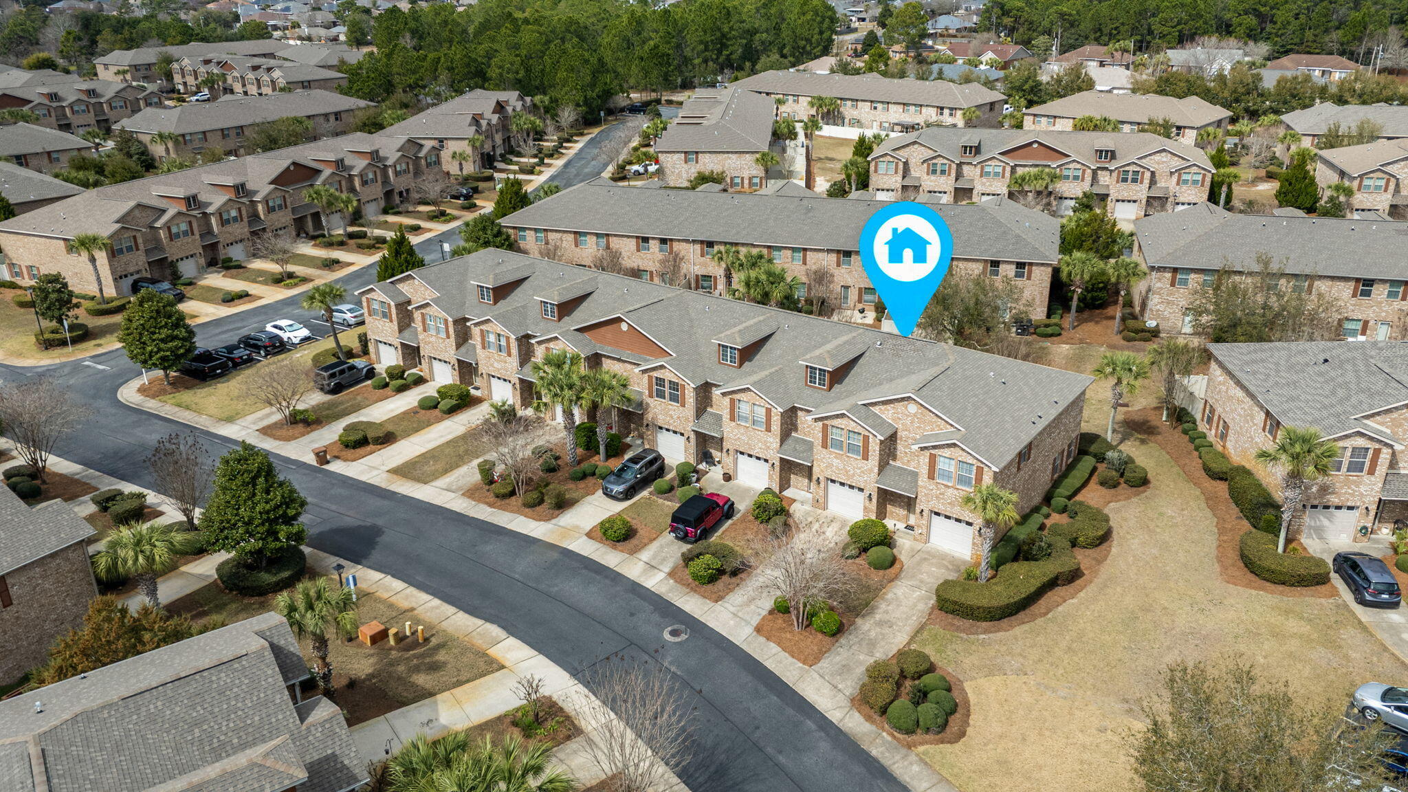 RESERVE POINTE - Residential