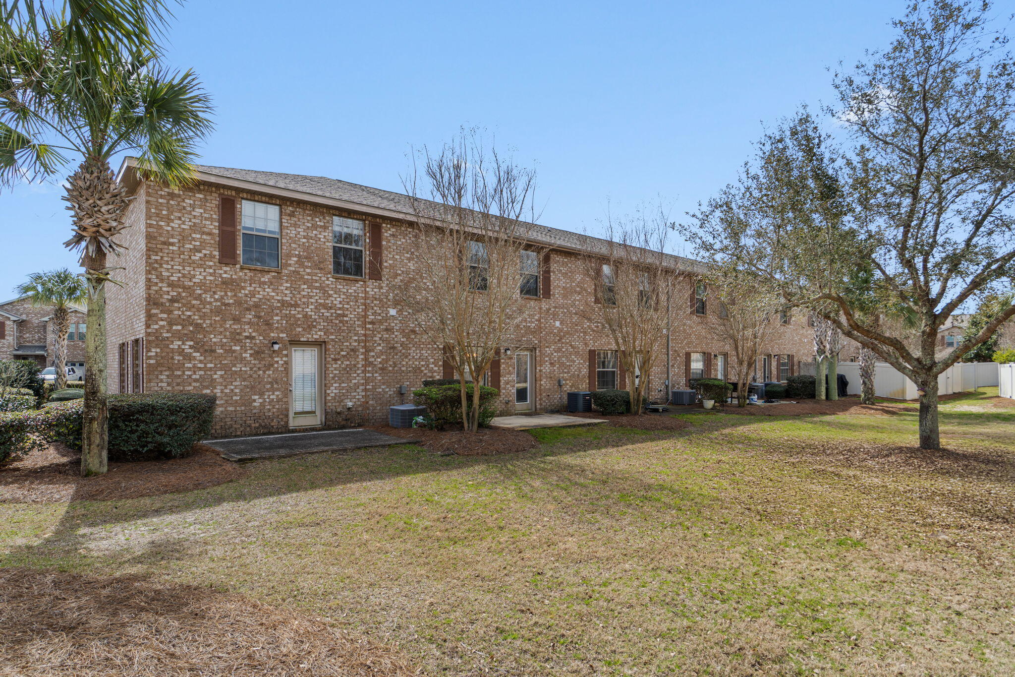 RESERVE POINTE - Residential