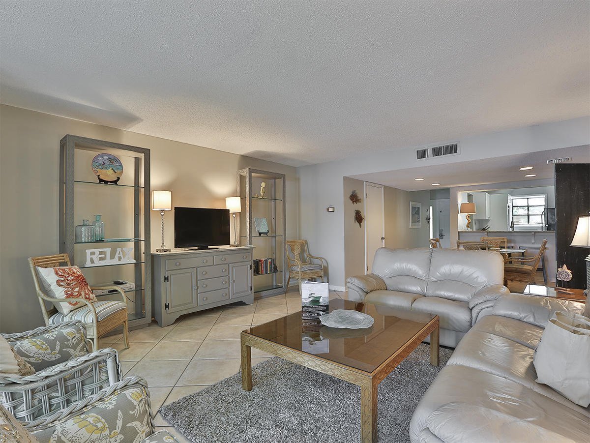 BEACHWALK VILLAS PH 01 - Residential