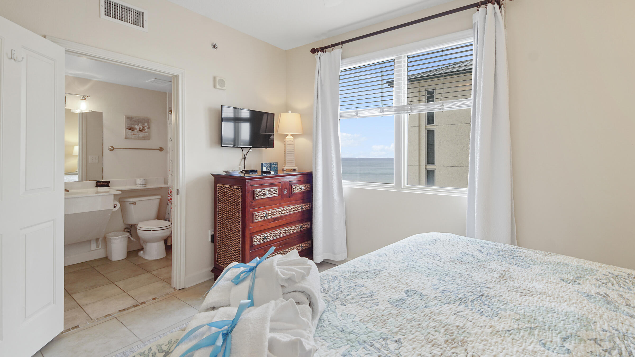 SHORES OF PANAMA - Residential