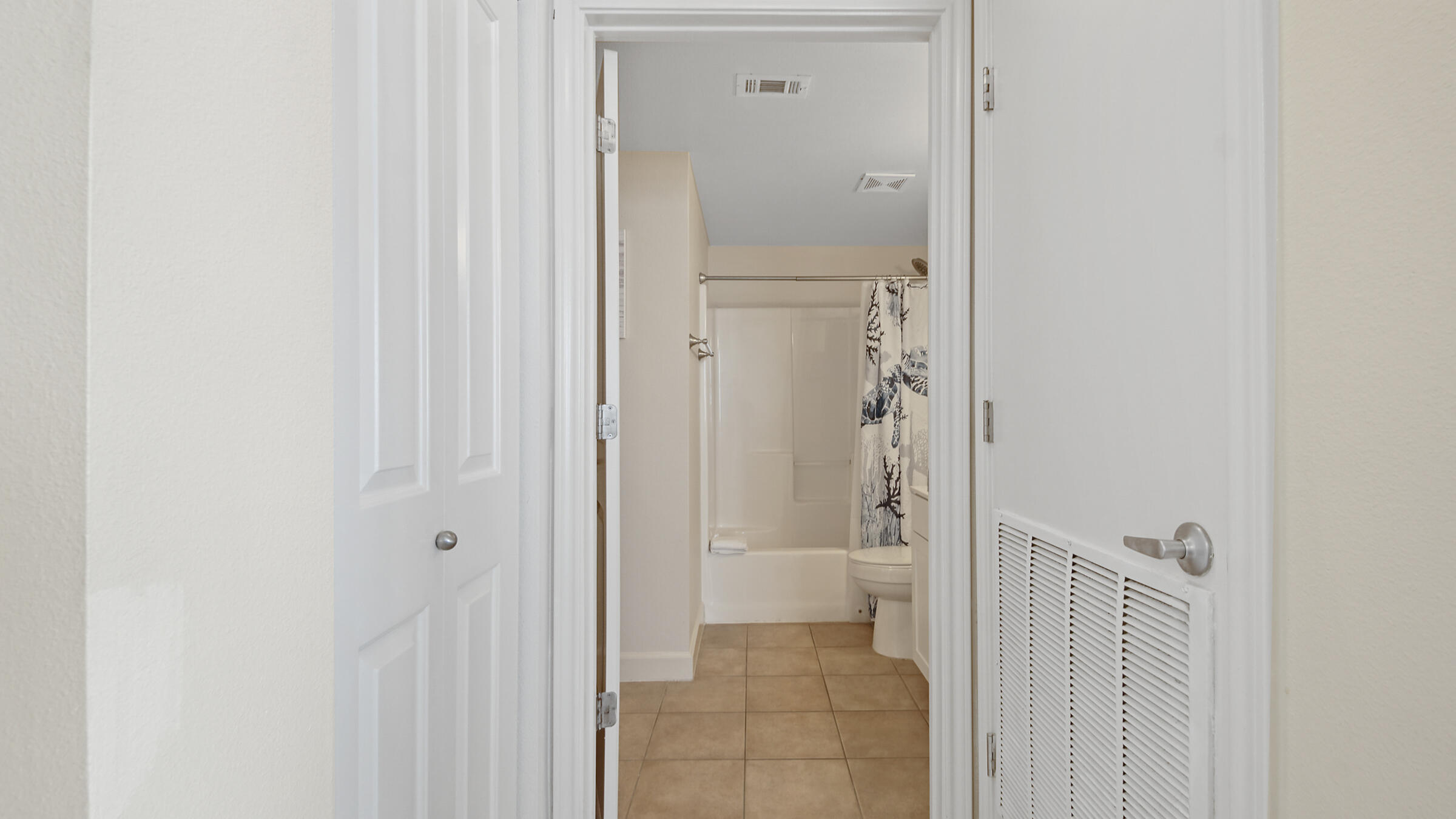 SHORES OF PANAMA - Residential