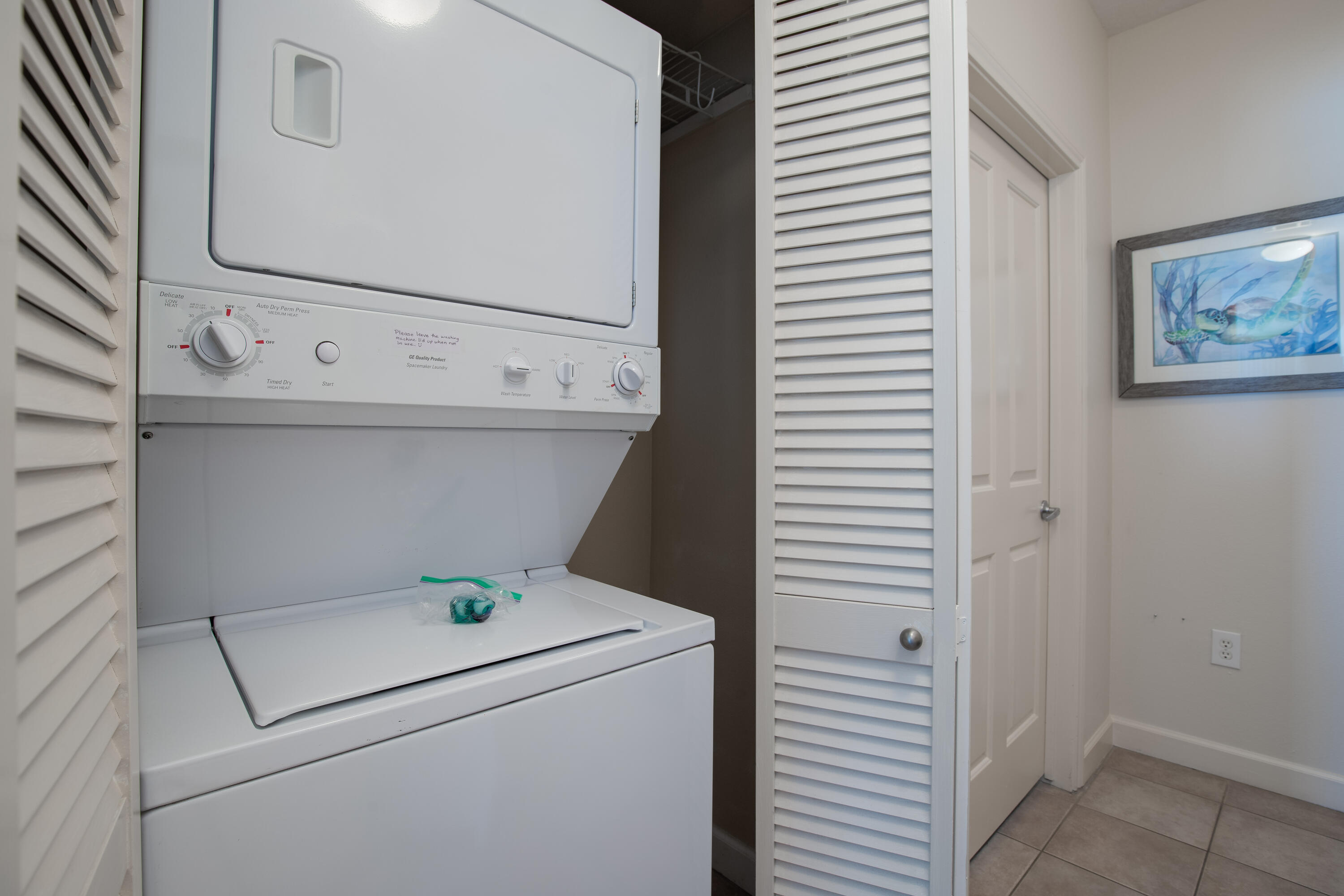 SHORES OF PANAMA - Residential