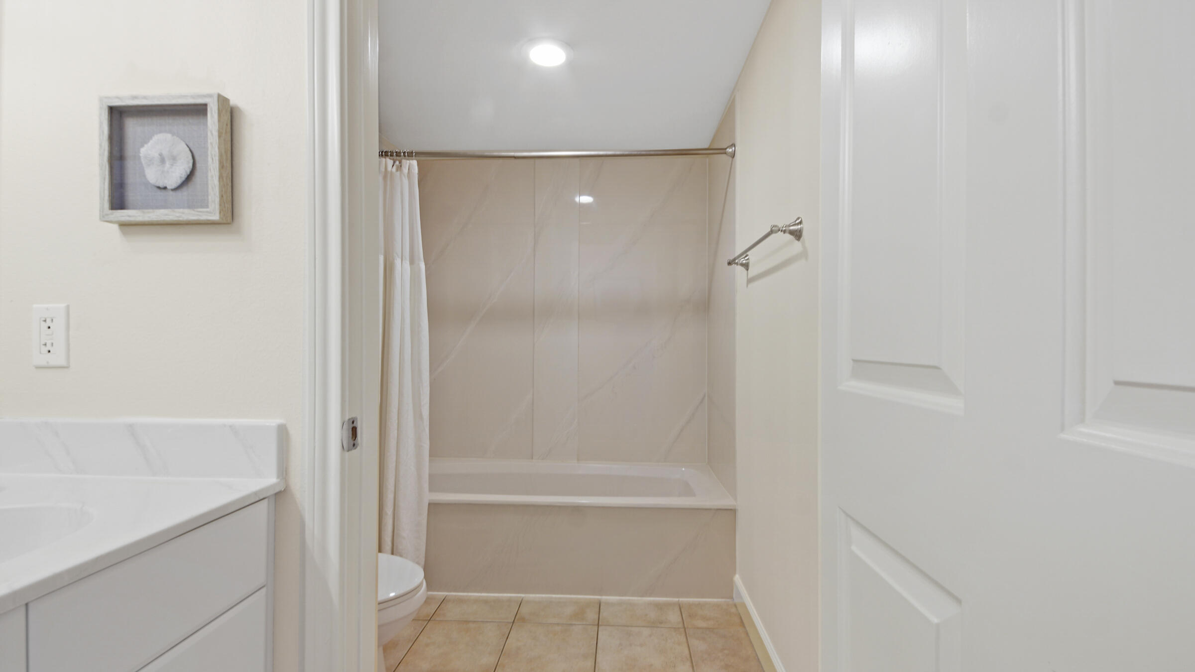 SHORES OF PANAMA - Residential