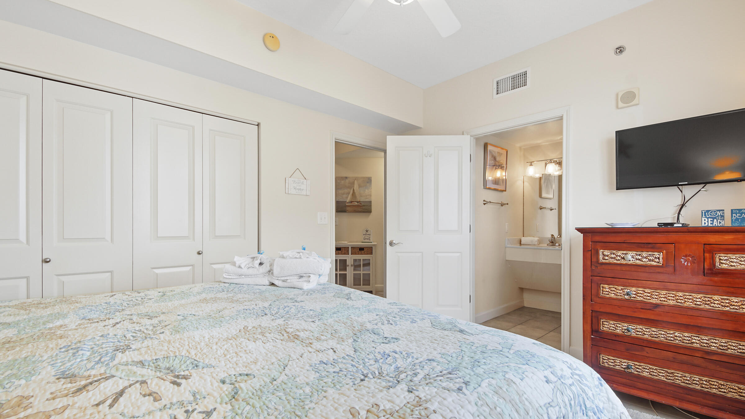 SHORES OF PANAMA - Residential