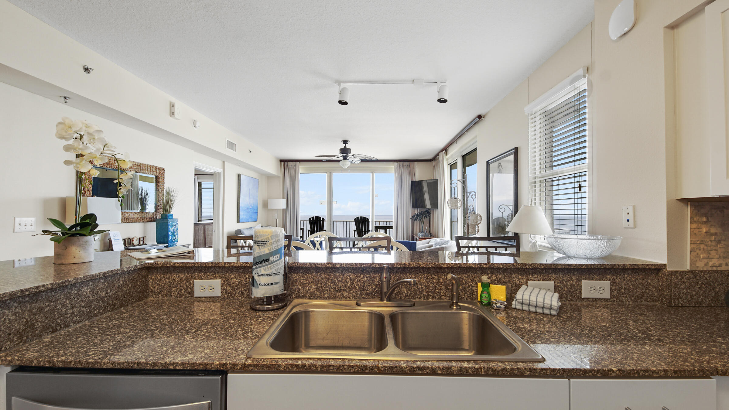 SHORES OF PANAMA - Residential