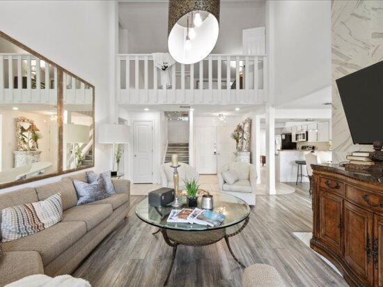 LINKSIDE VILLAGE UNIT 1 - Residential Lease