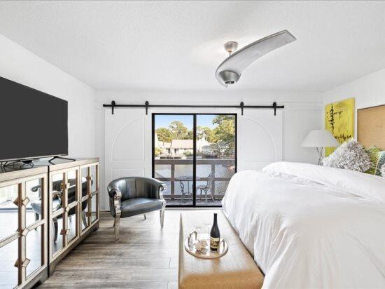 LINKSIDE VILLAGE UNIT 1 - Residential Lease