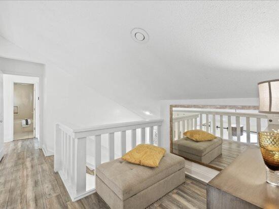 LINKSIDE VILLAGE UNIT 1 - Residential Lease