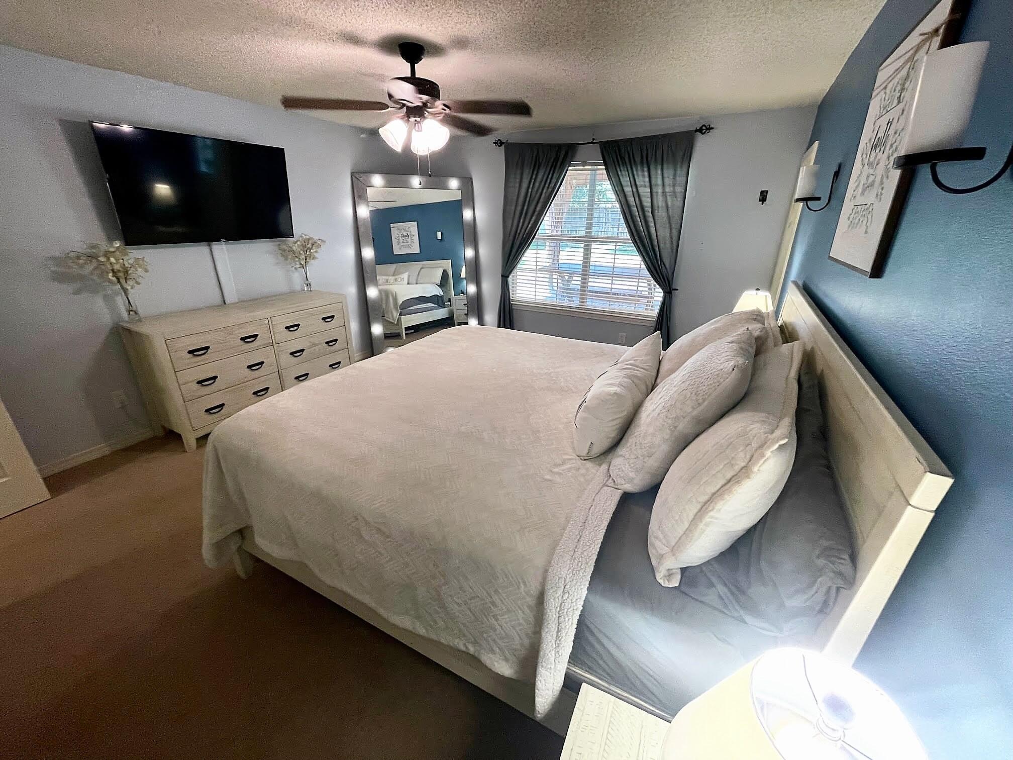 COUNTRY BREEZE ESTATES - Residential