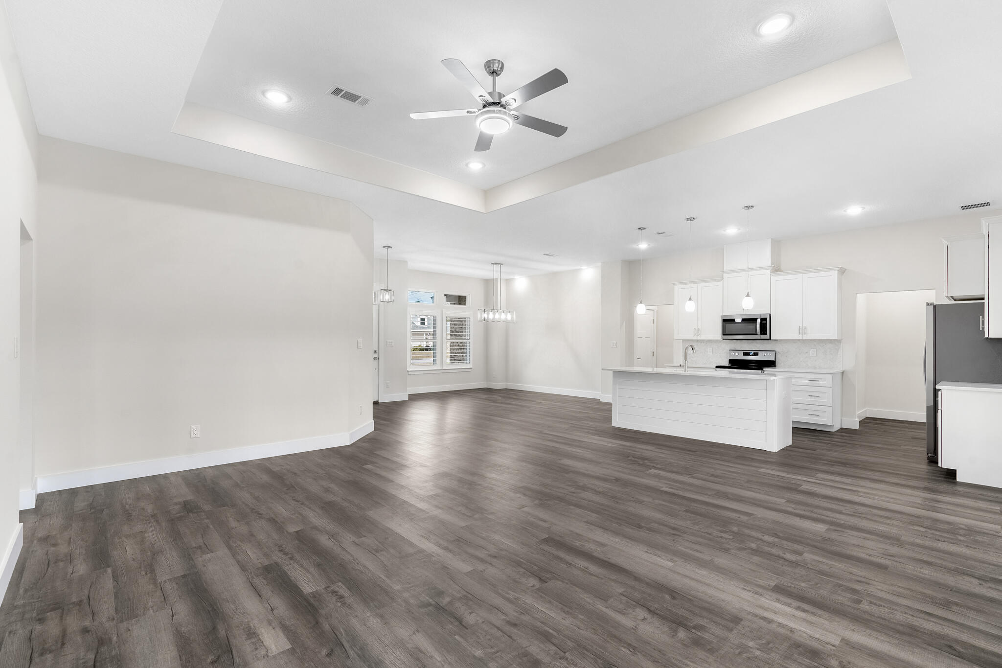 NAVARRE S/D 2ND ADDN - Residential