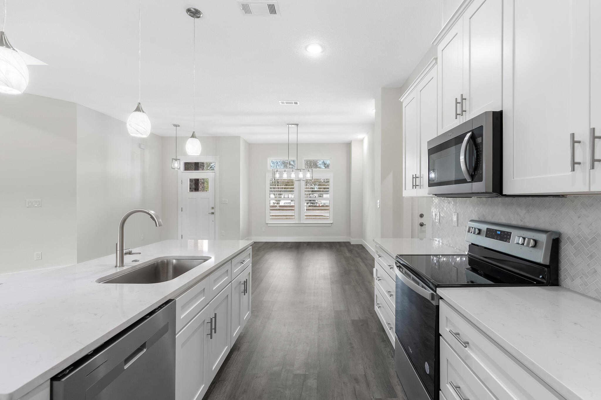 NAVARRE S/D 2ND ADDN - Residential