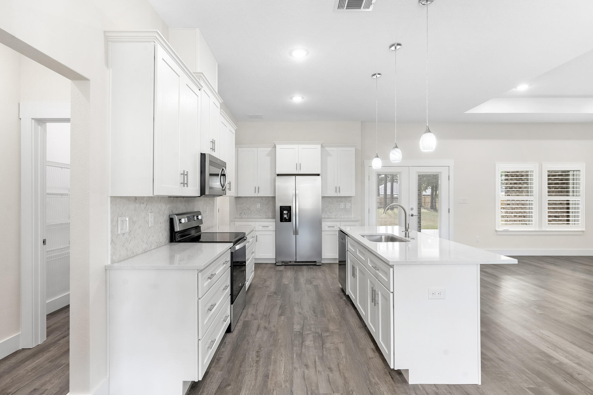 NAVARRE S/D 2ND ADDN - Residential