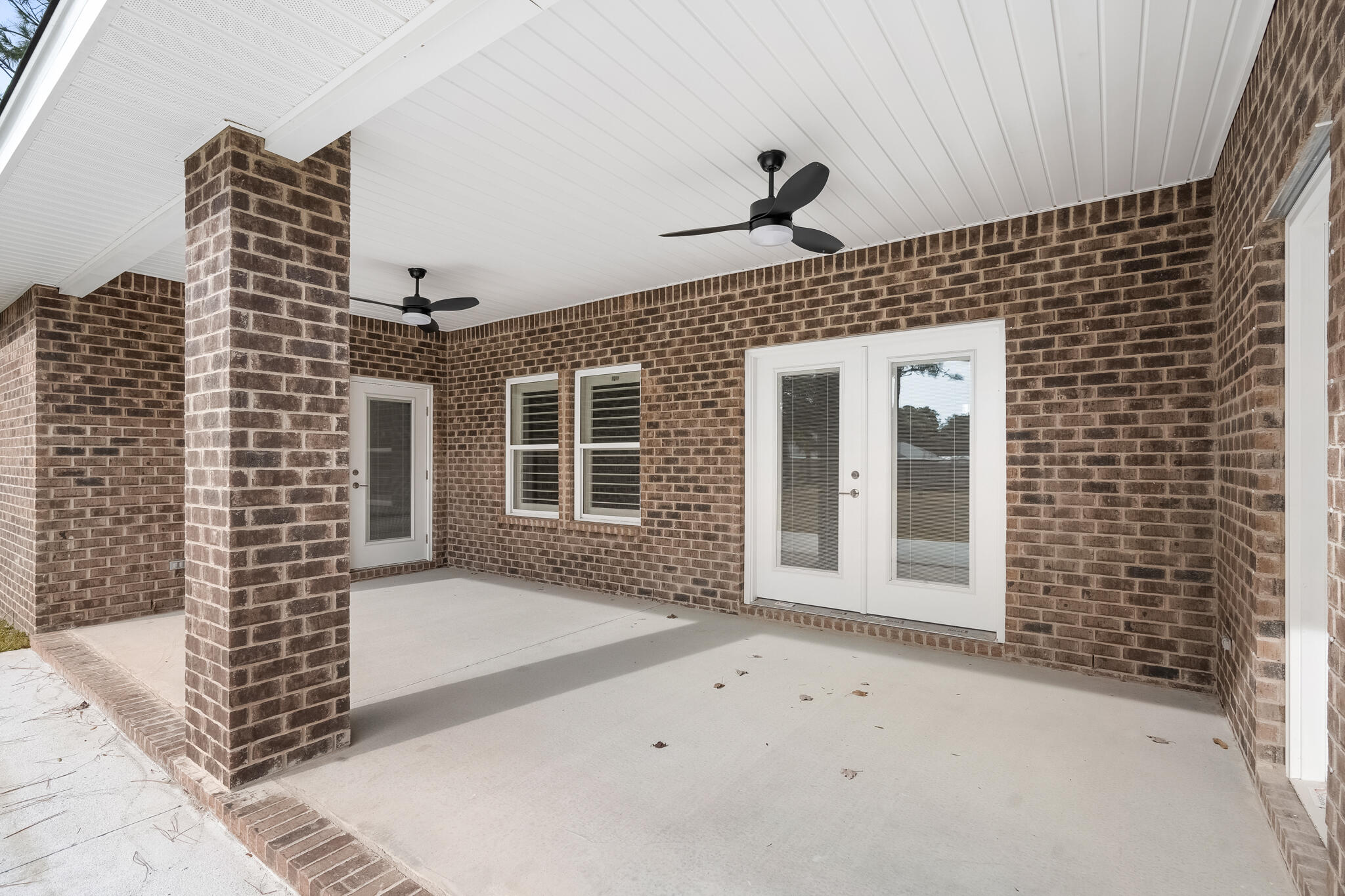 NAVARRE S/D 2ND ADDN - Residential