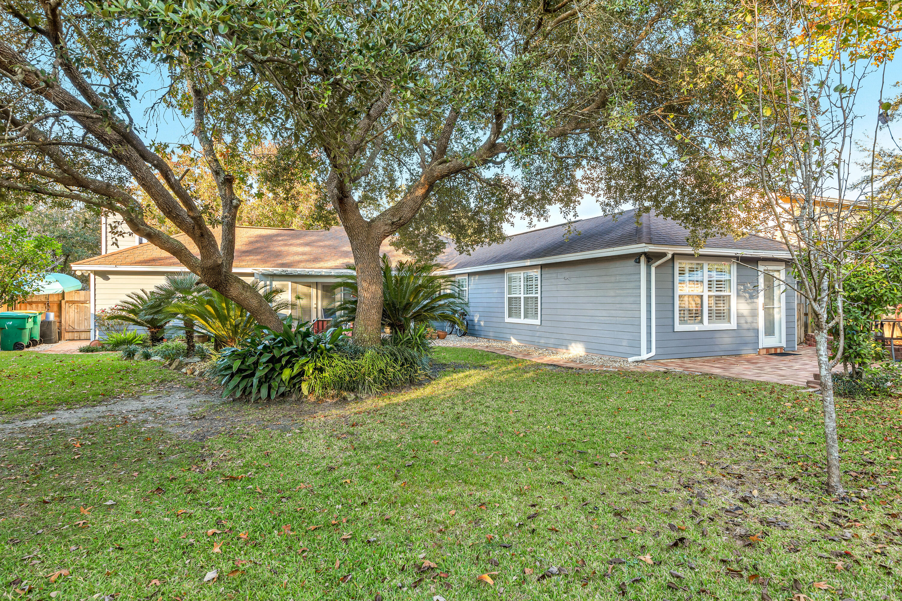 WYNNEHAVEN BCH EST 1ST ADD - Residential