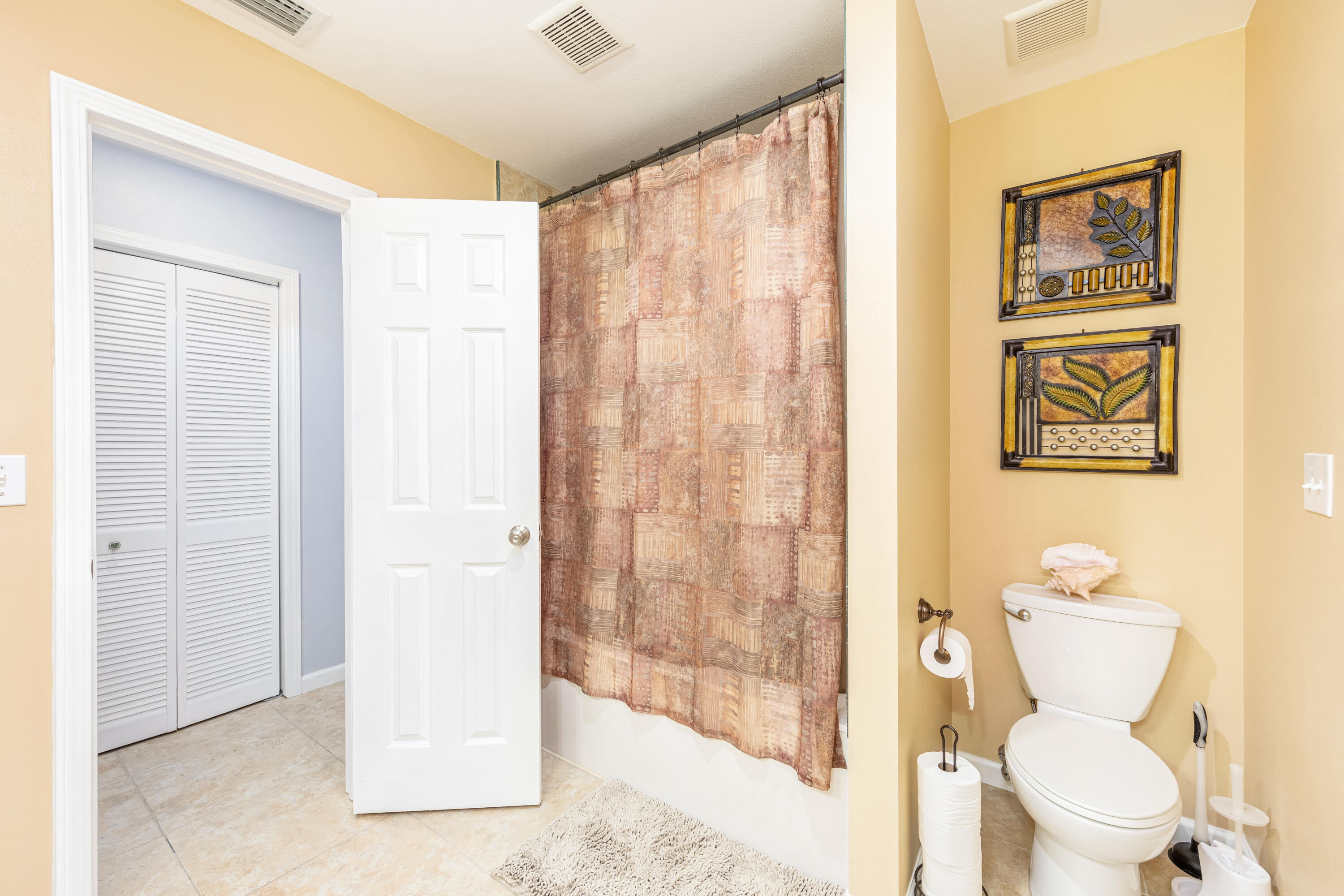 WYNNEHAVEN BCH EST 1ST ADD - Residential