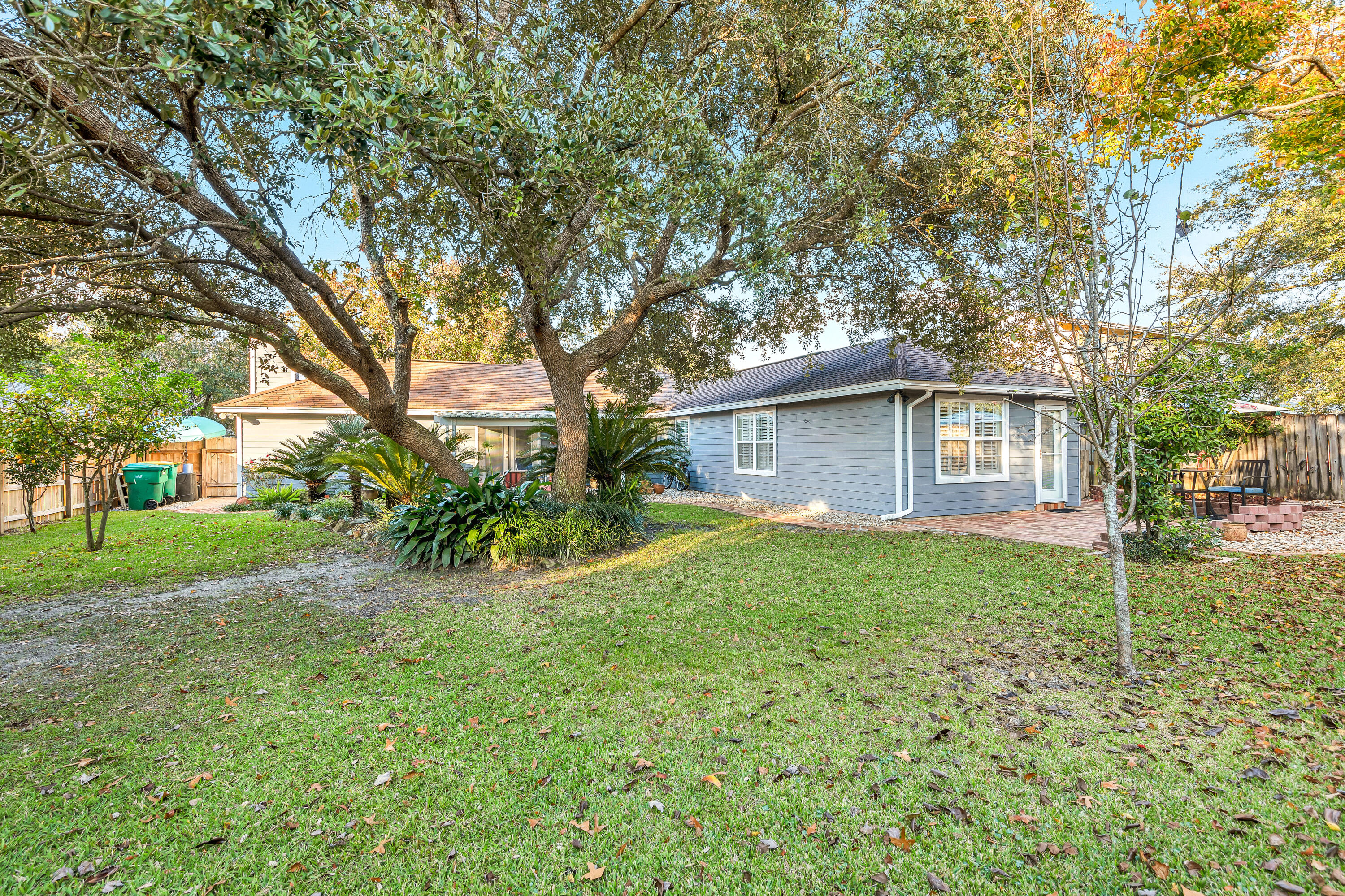 WYNNEHAVEN BCH EST 1ST ADD - Residential