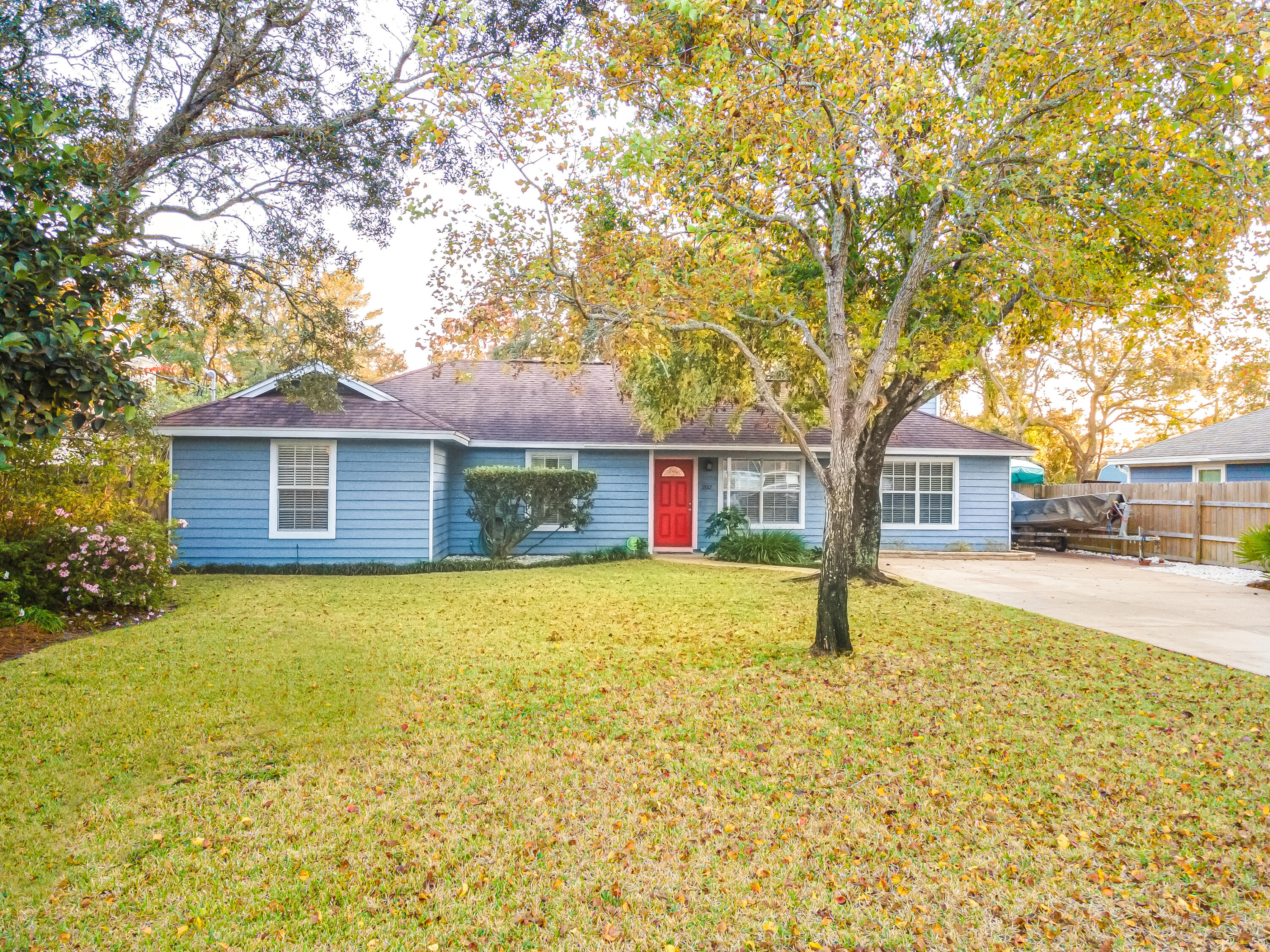 WYNNEHAVEN BCH EST 1ST ADD - Residential