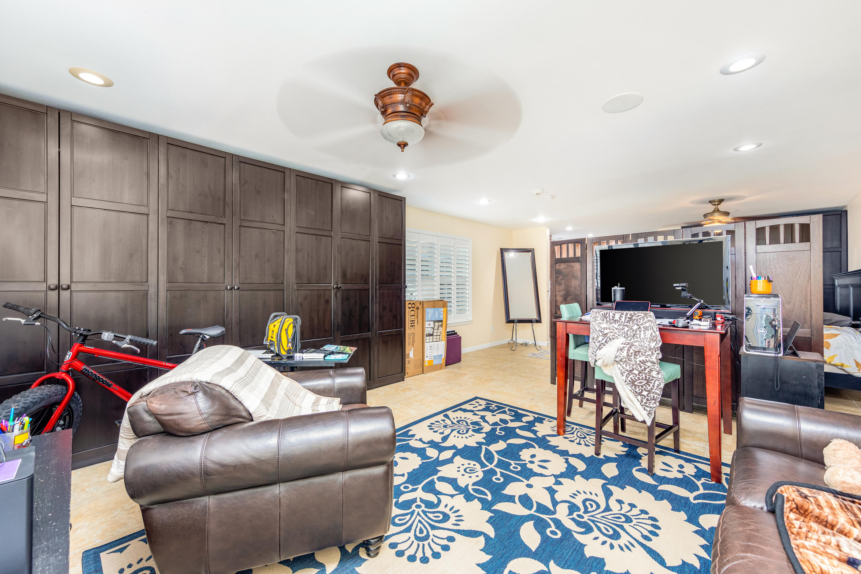 WYNNEHAVEN BCH EST 1ST ADD - Residential