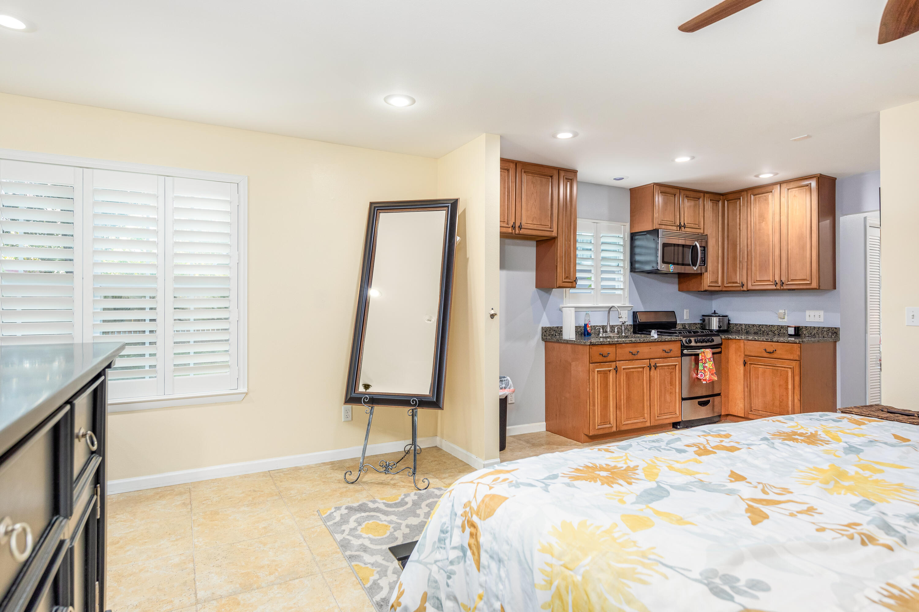 WYNNEHAVEN BCH EST 1ST ADD - Residential