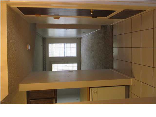 CLASSIC MANOR - Residential Lease