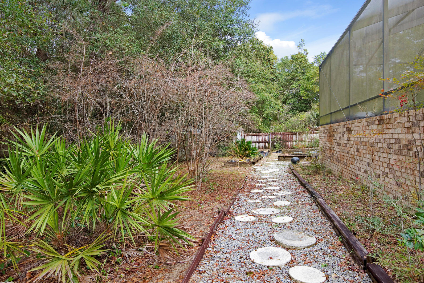 ALEXANDER HEIGHTS - Residential