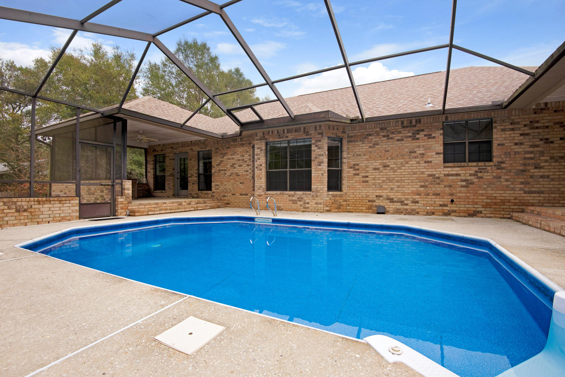 ALEXANDER HEIGHTS - Residential