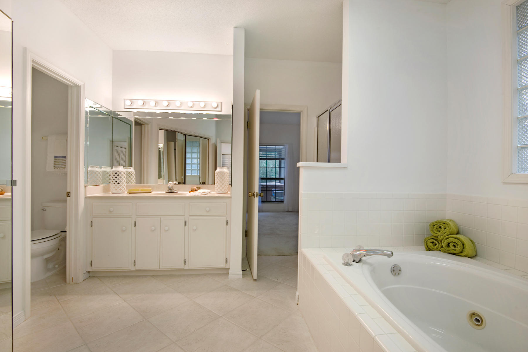 ALEXANDER HEIGHTS - Residential