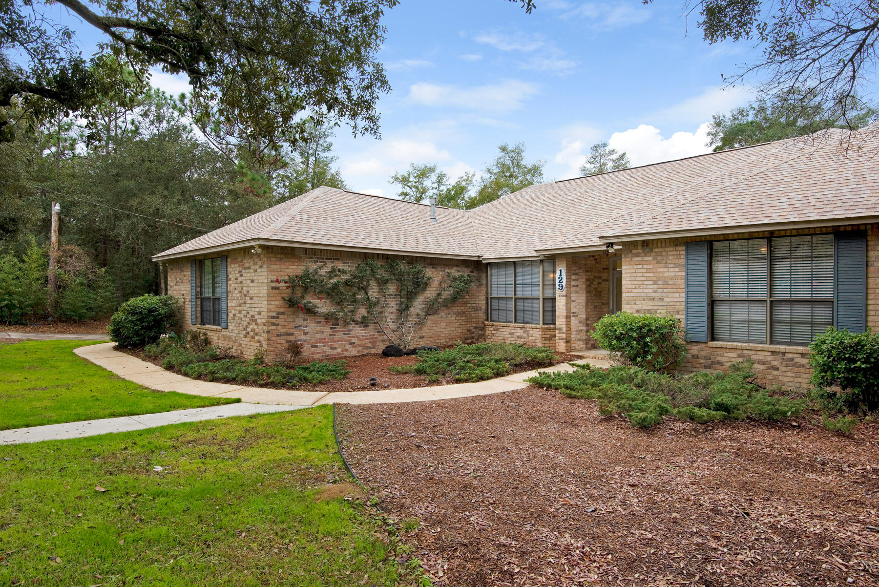 ALEXANDER HEIGHTS - Residential