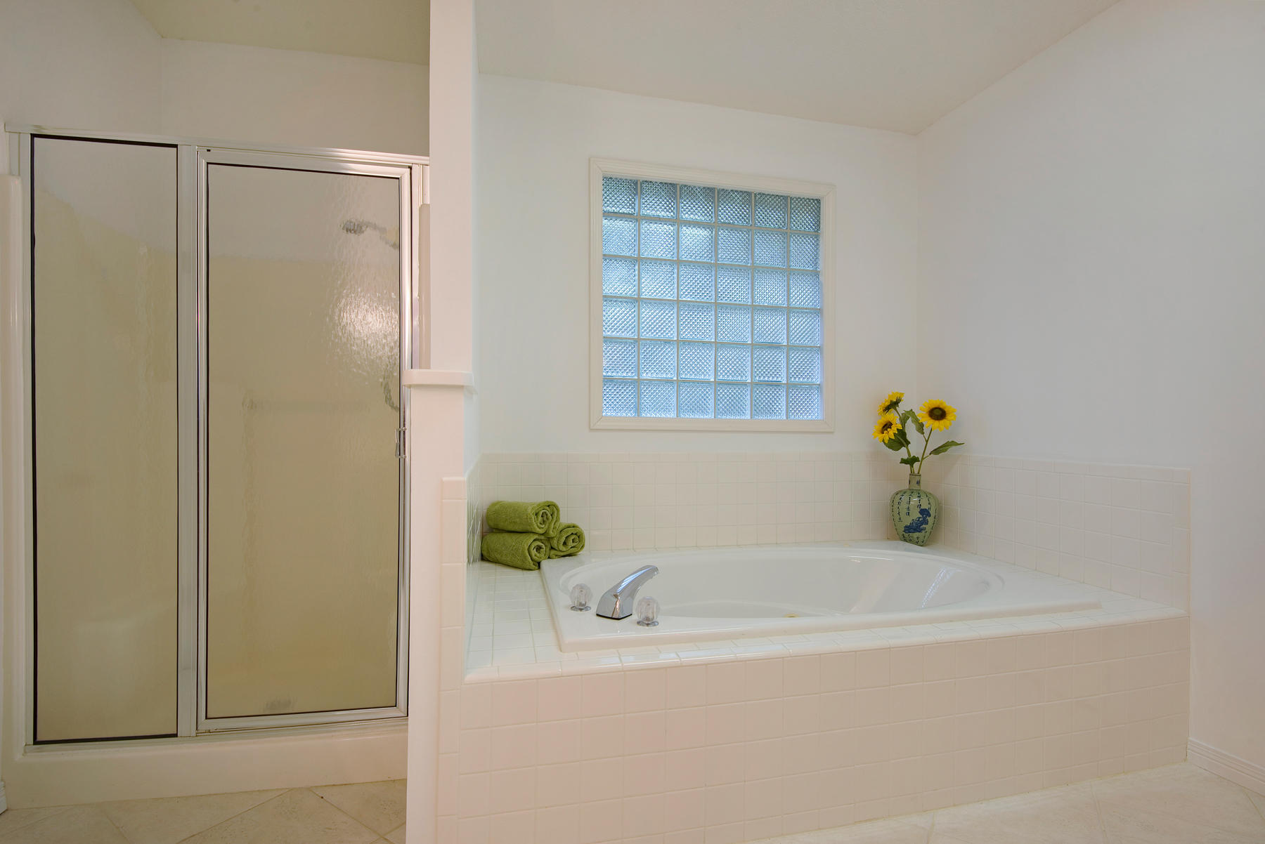 ALEXANDER HEIGHTS - Residential