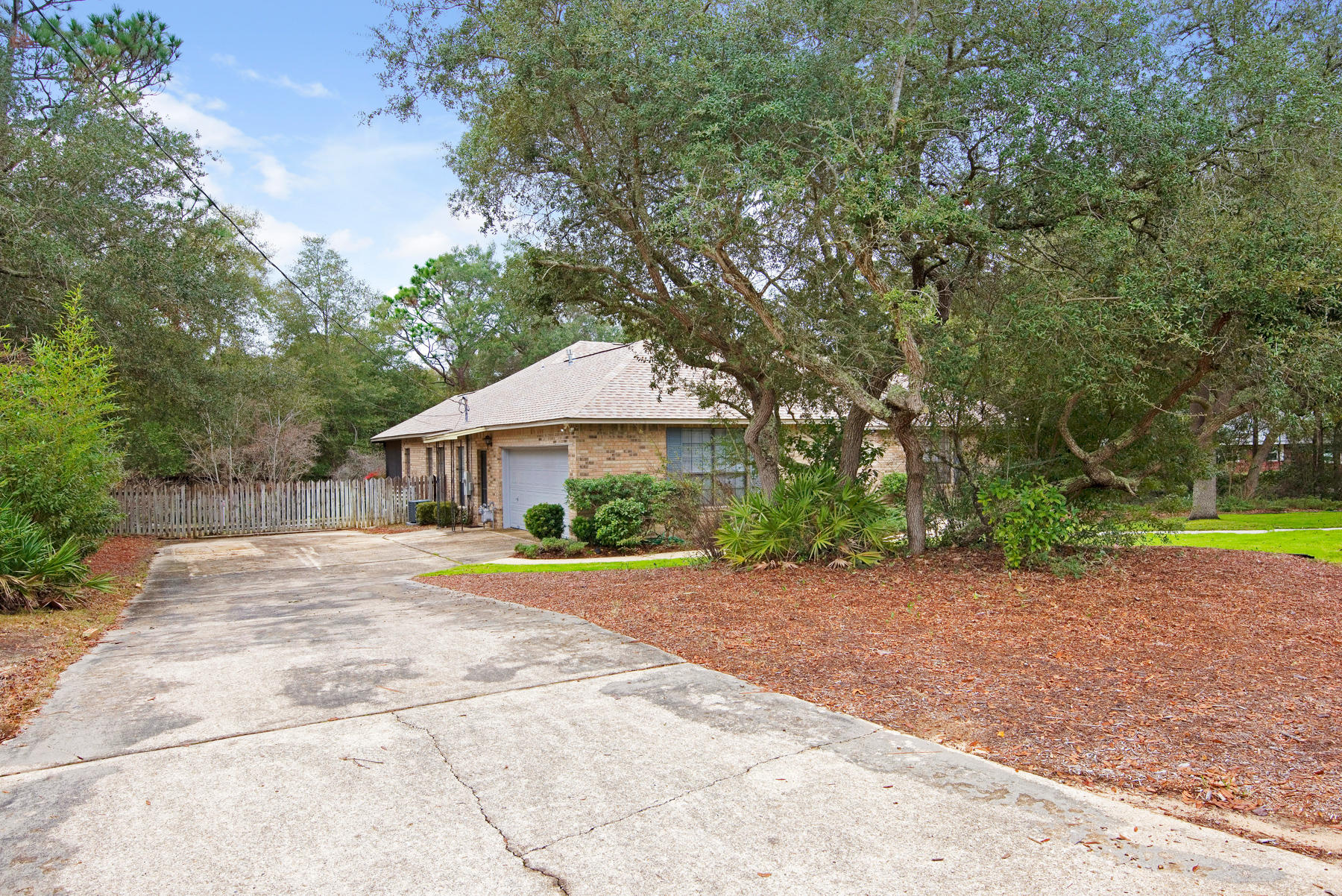 ALEXANDER HEIGHTS - Residential