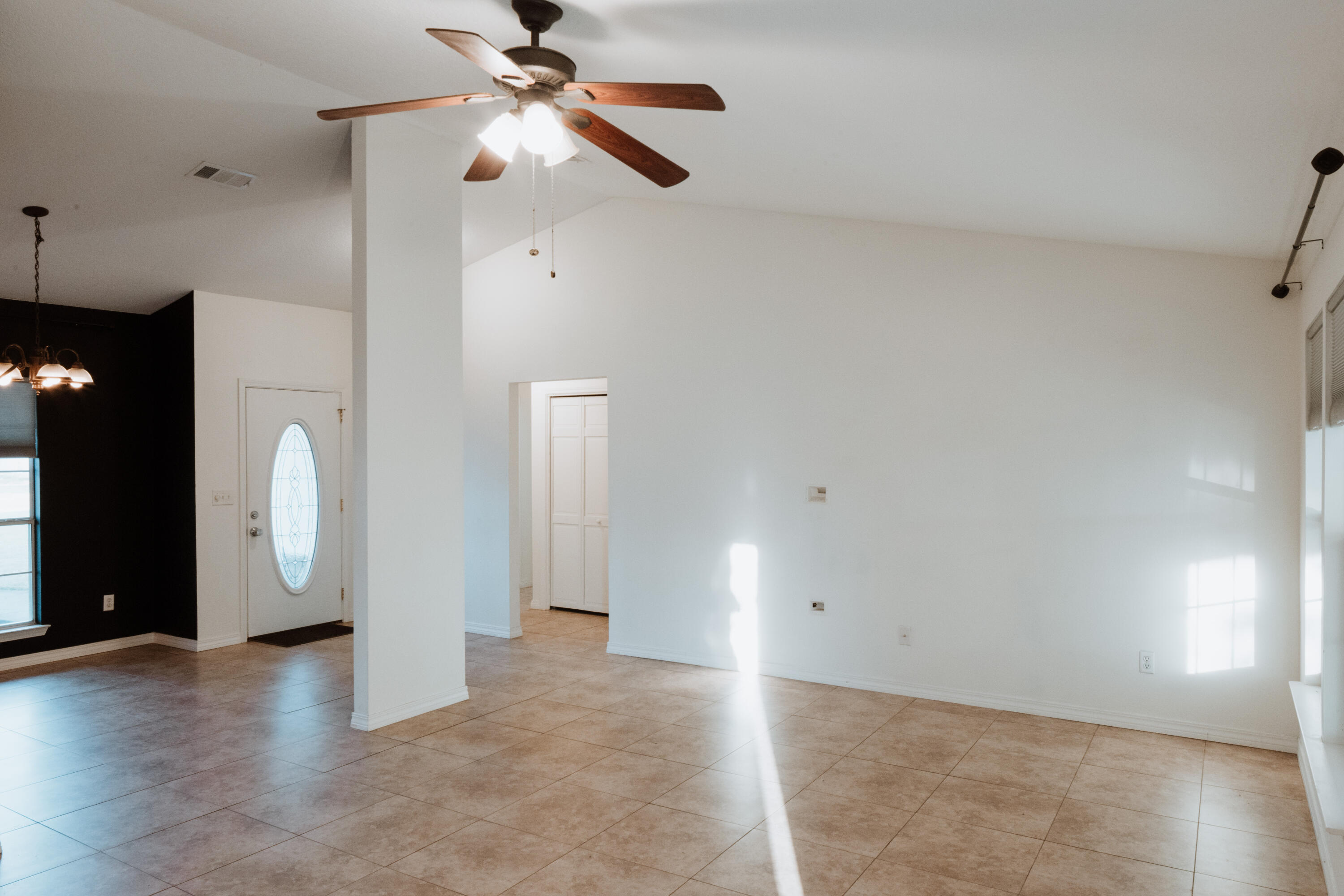 WYNNEHAVEN BEACH PATIO HOMES 2 - Residential