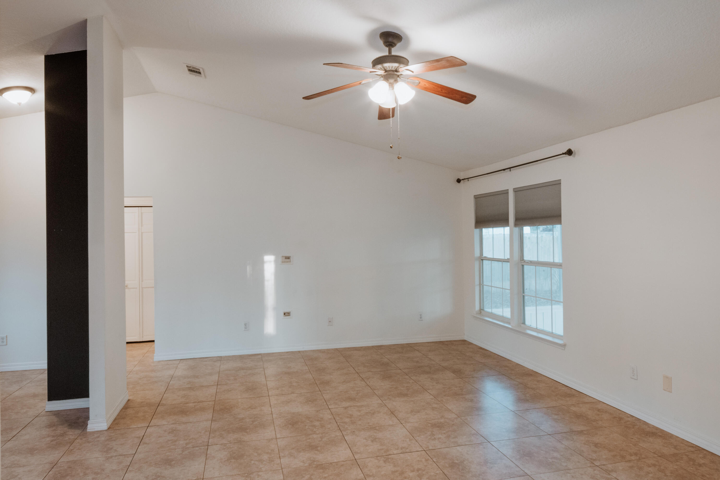 WYNNEHAVEN BEACH PATIO HOMES 2 - Residential