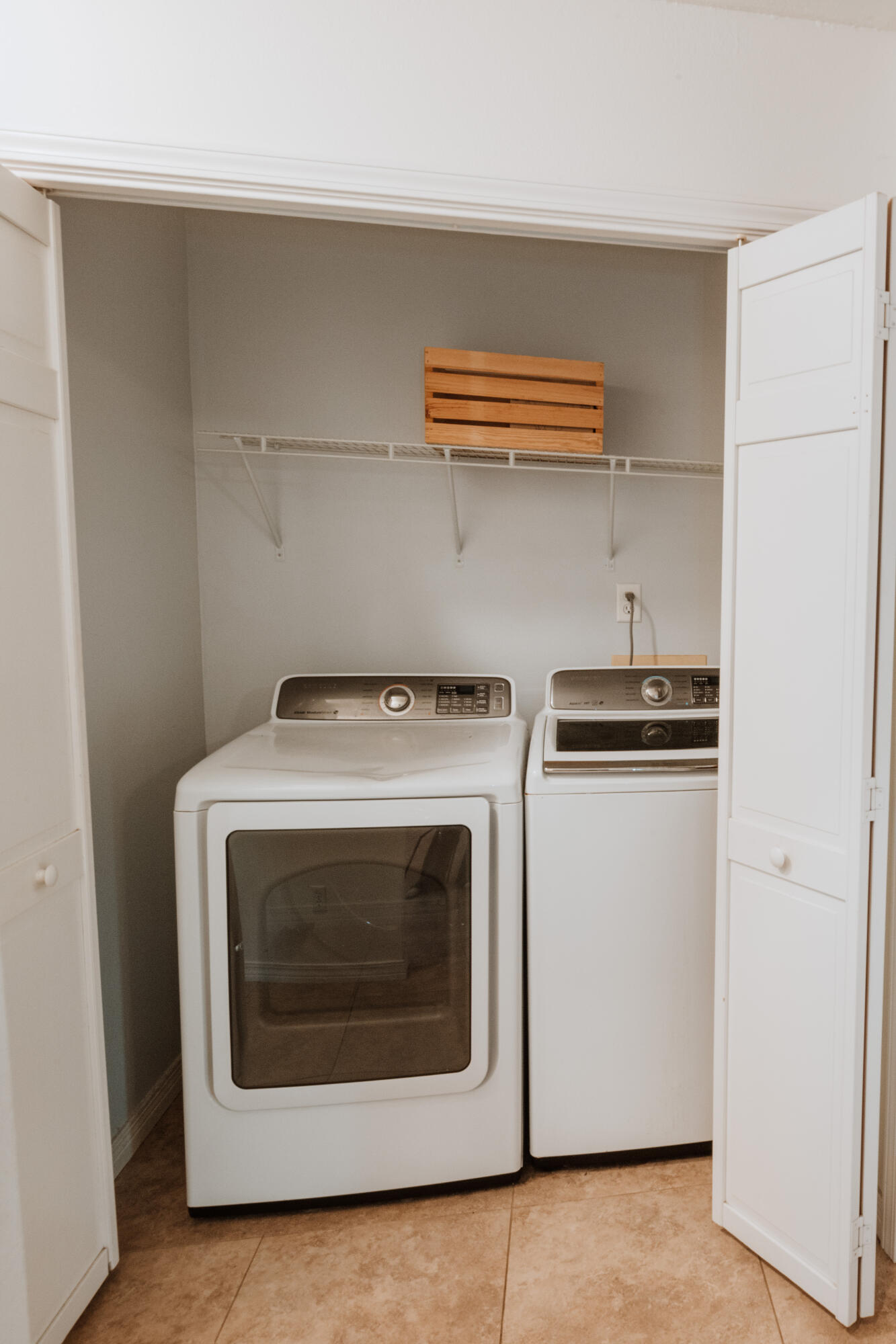 WYNNEHAVEN BEACH PATIO HOMES 2 - Residential