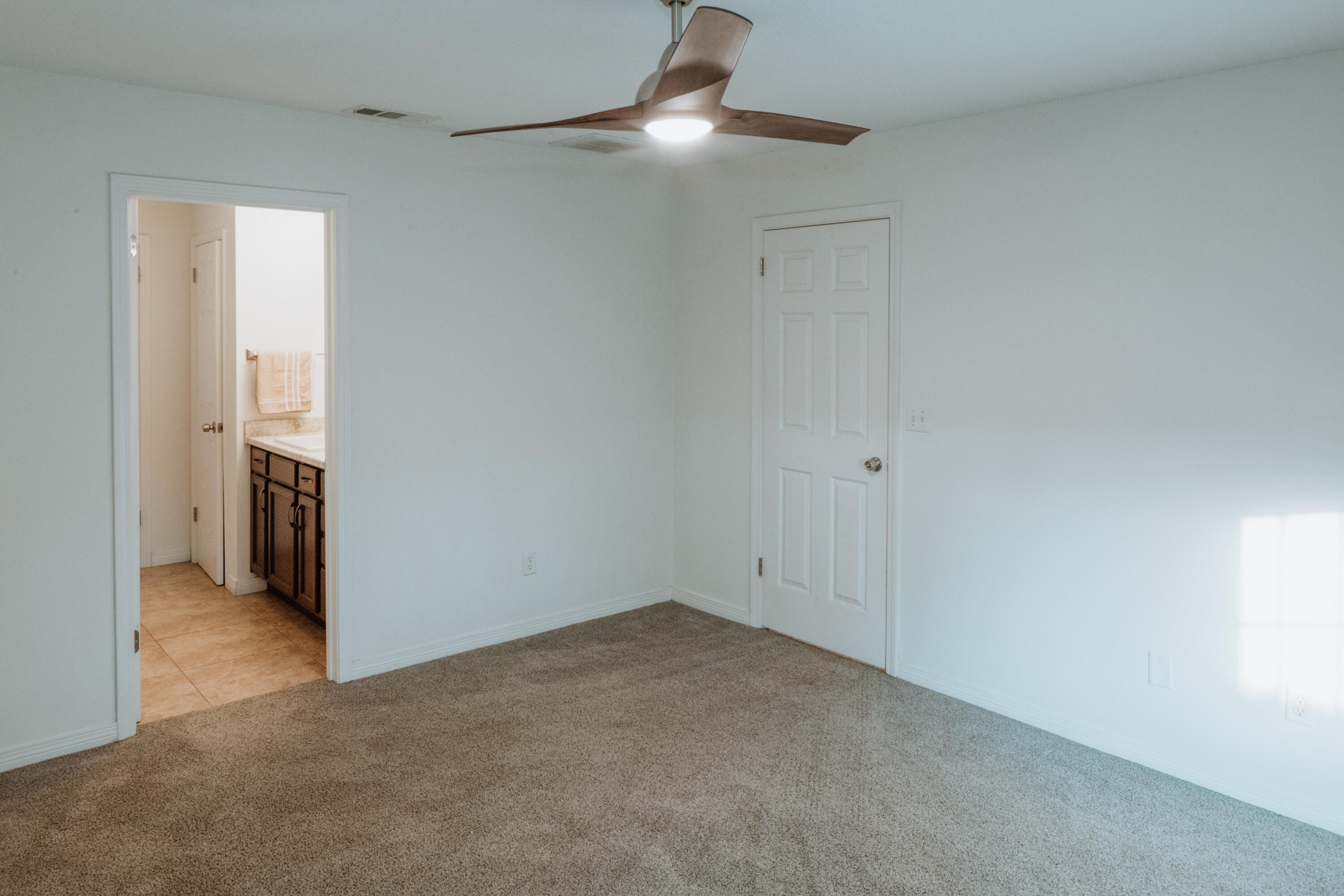 WYNNEHAVEN BEACH PATIO HOMES 2 - Residential