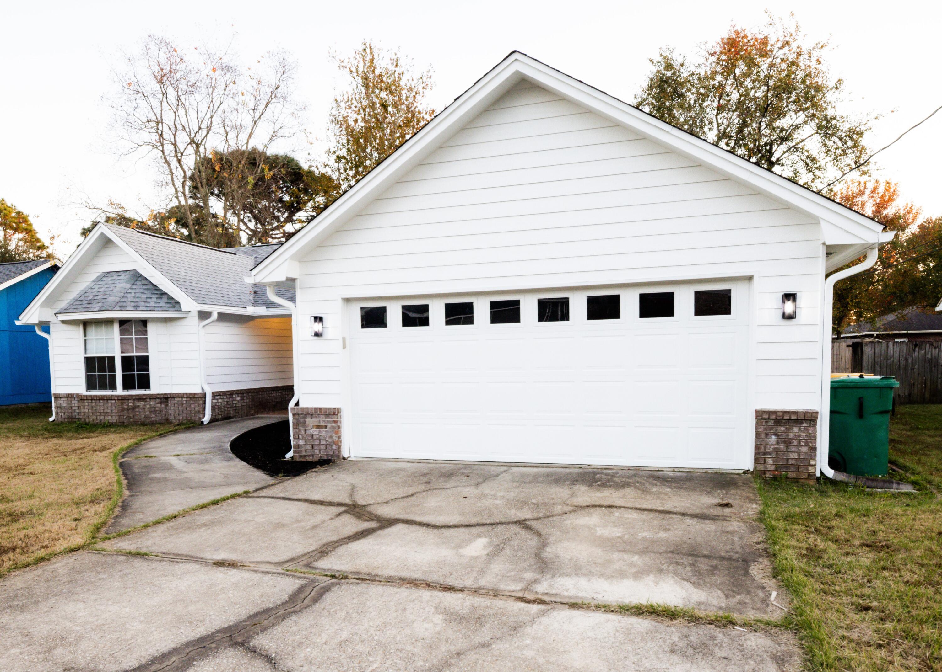 WYNNEHAVEN BEACH PATIO HOMES 2 - Residential