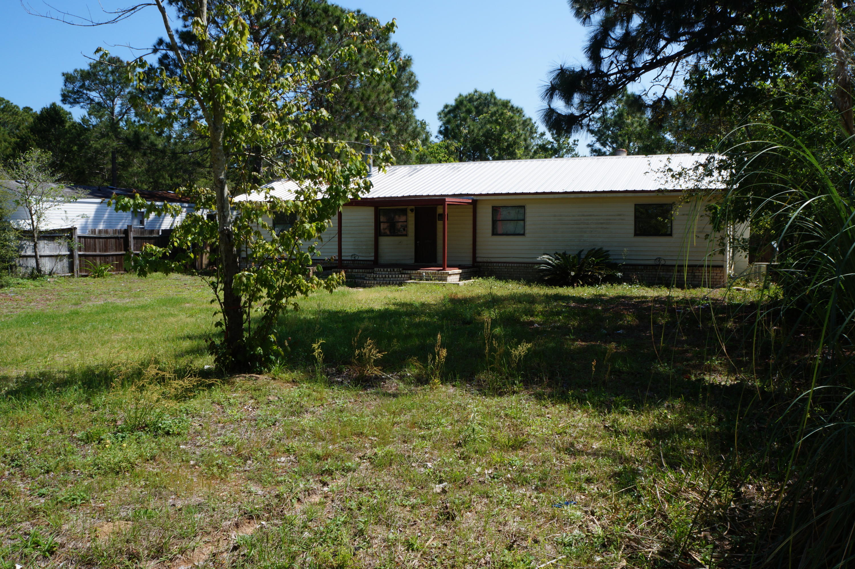 CRESCENT SHORES - Residential