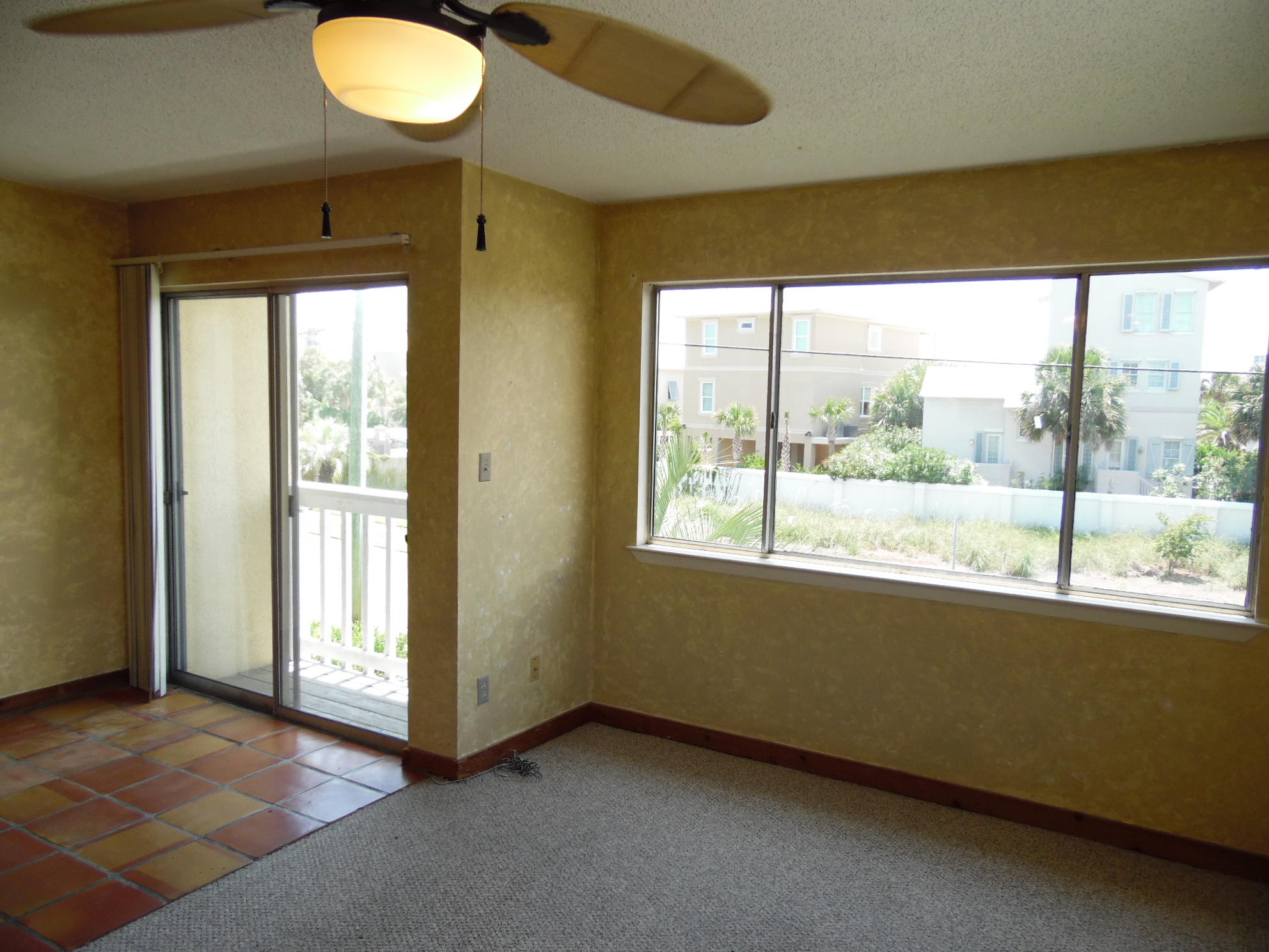 ISLAND HOME CONDO - Residential