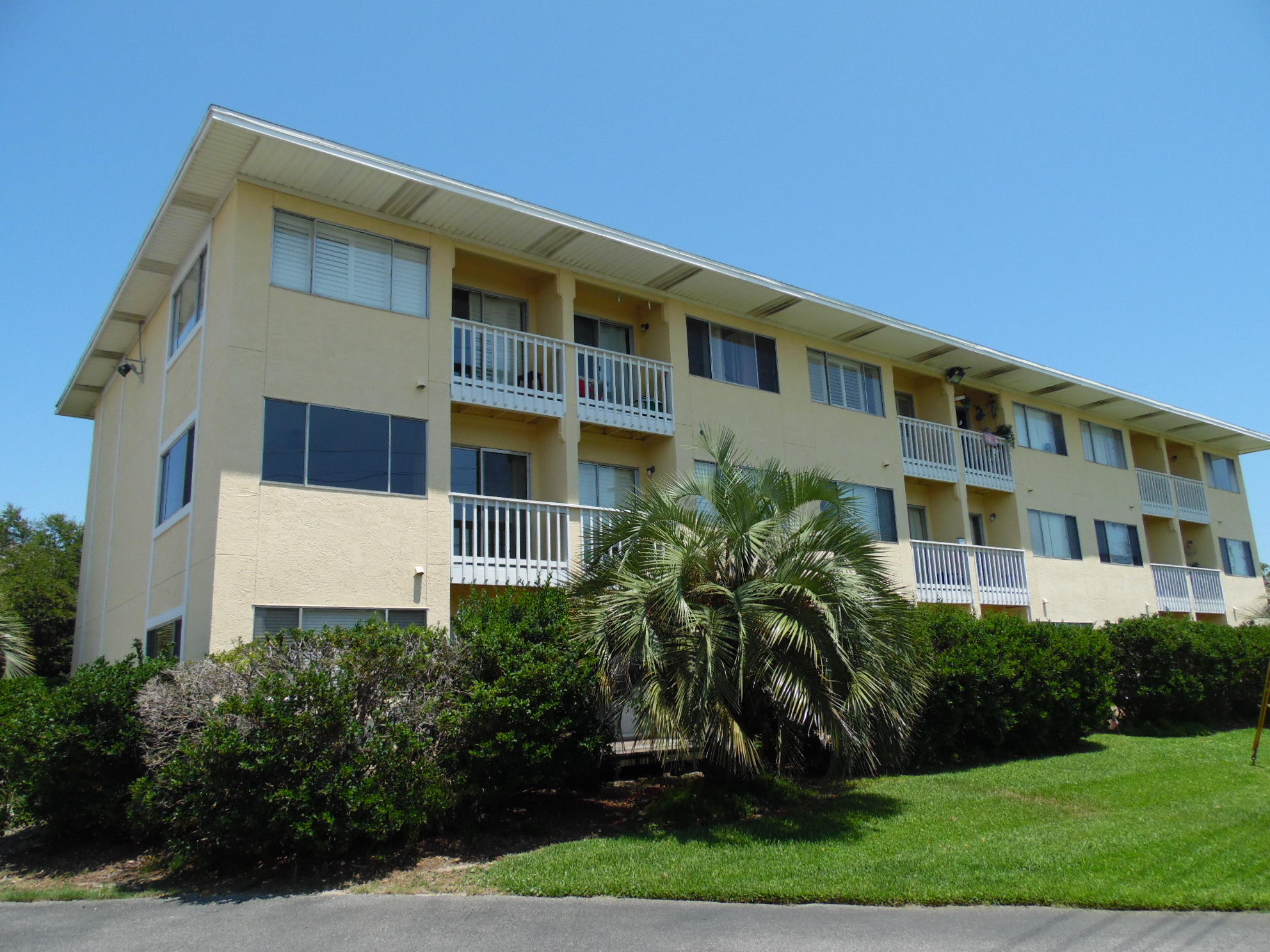 ISLAND HOME CONDO - Residential