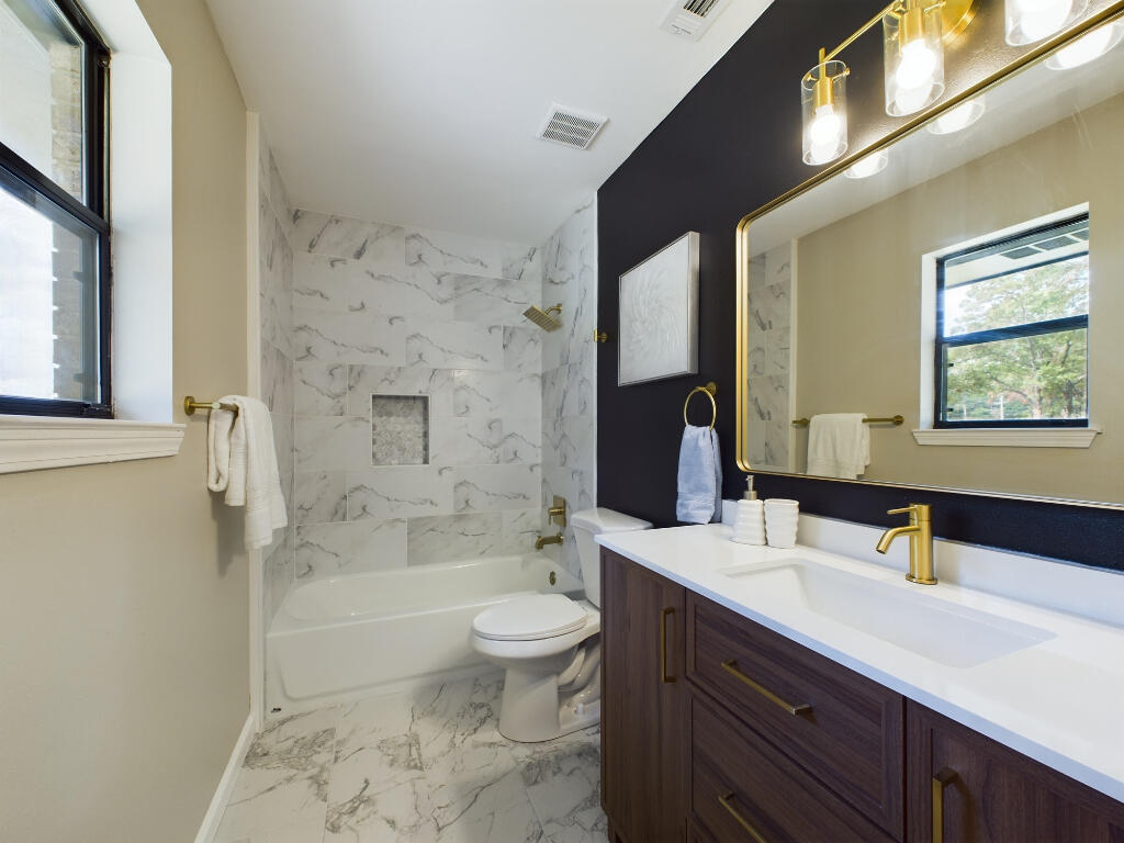 CAMPBELL ADDN TO CRESTVIEW - Residential